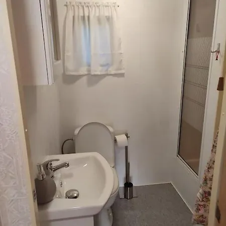 Nad Jeziorem Holiday home Zywki